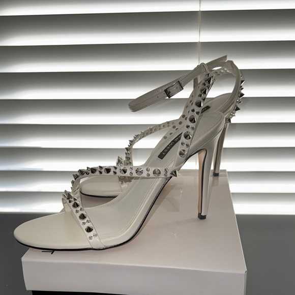 Nine West White Studded Heels - Picture 5 of 7